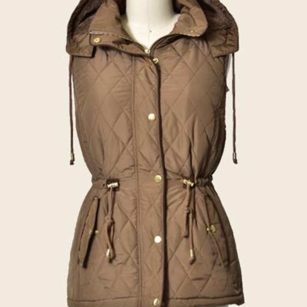 Cassidy Lightly Padded Hooded Vest